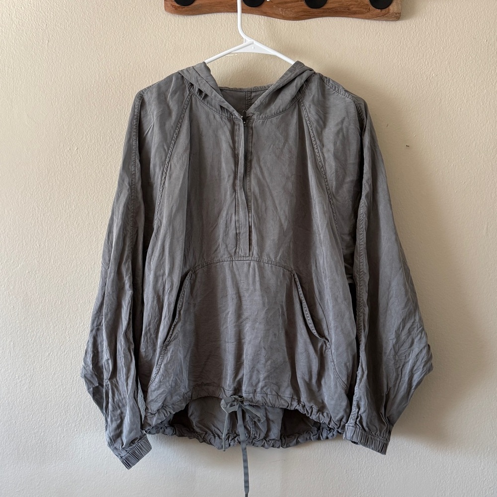 Lululemon City Stroll Sage Grey Half Zip Hoodie Tencel Athleisure size L